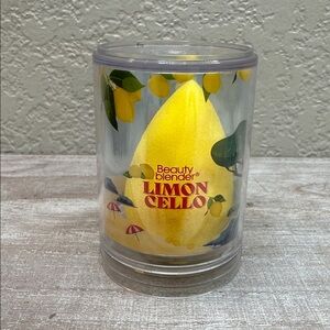 $9 🌙 BEAUTYBLENDER Limoncello Beautyblender Makeup Sponge new! full sized